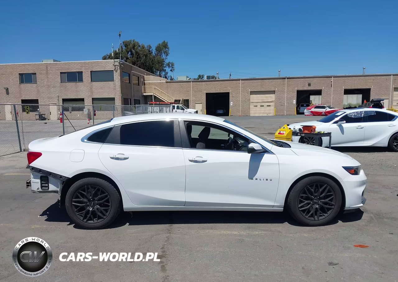 2016 Chevrolet Malibu 1Lt VIN:1G1ZE5ST1GF351433 - 13