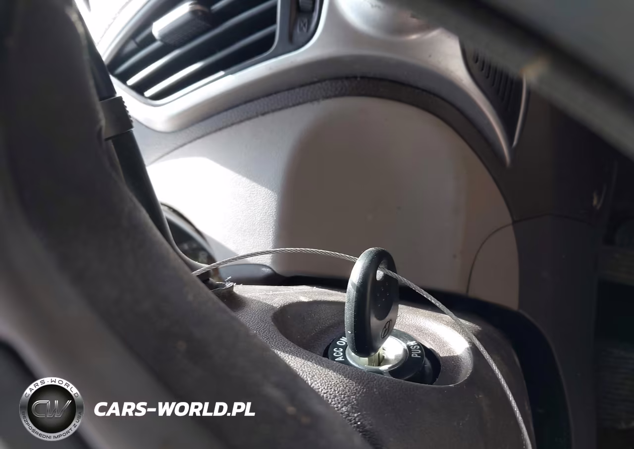 2012 Hyundai Tucson Gls VIN:KM8JU3AC4CU379046 - 11