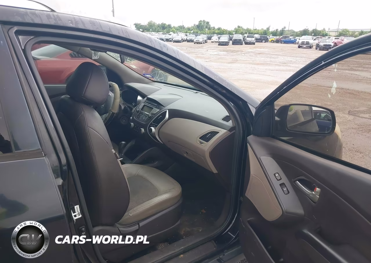 2012 Hyundai Tucson Gls VIN:KM8JU3AC4CU379046 - 5