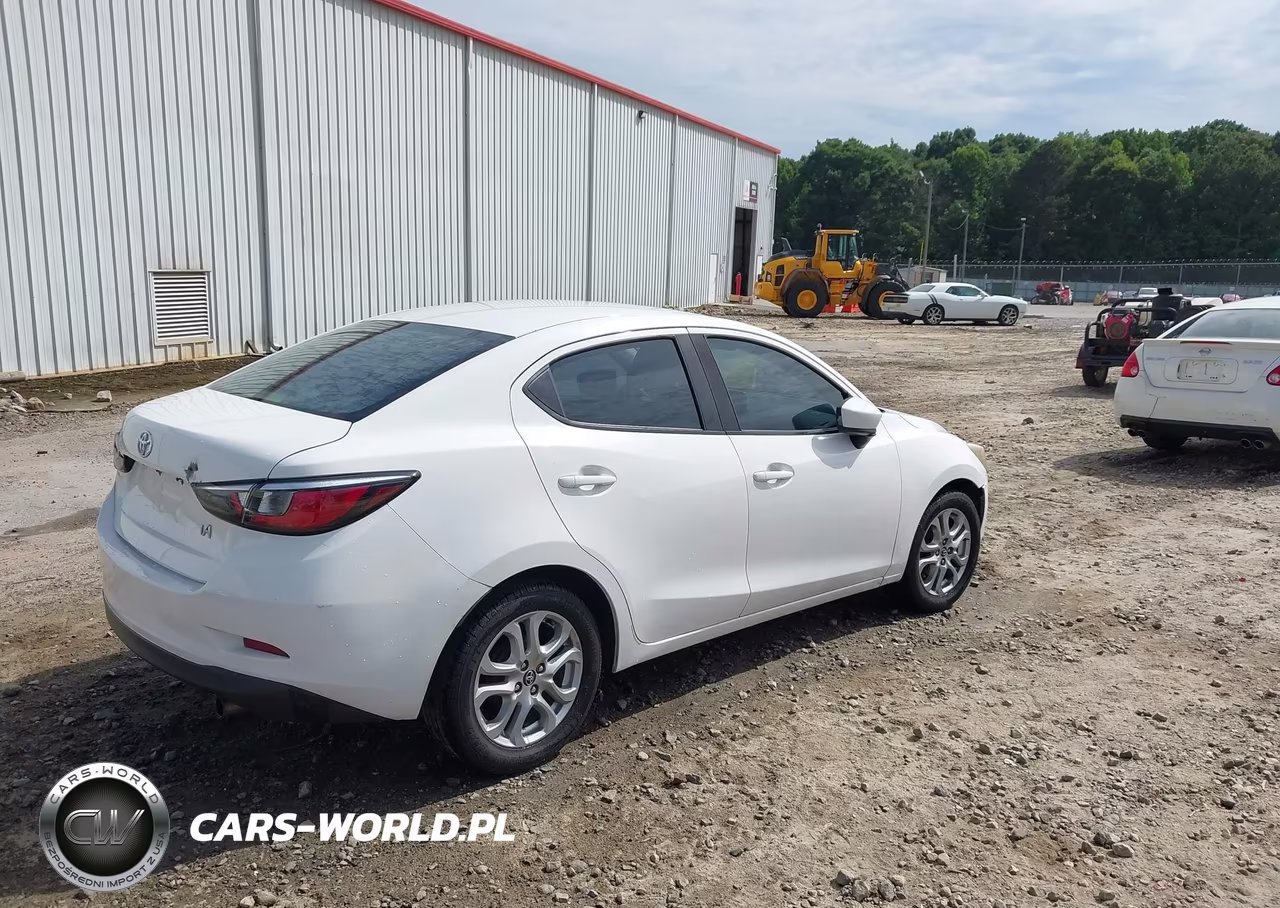 2017 Toyota Yaris Ia VIN:3MYDLBYV5HY189543 - 4