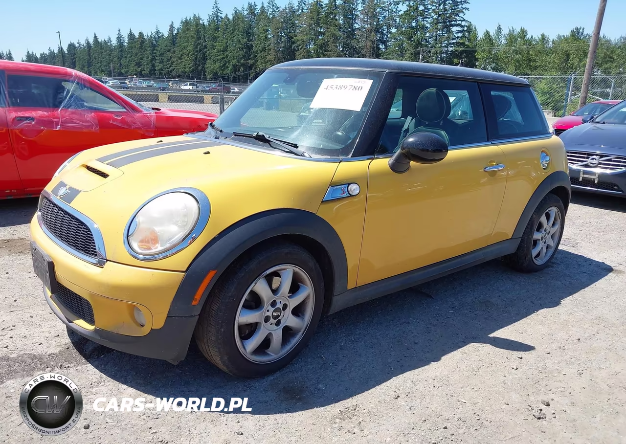 2008 Mini Cooper S VIN:WMWMF73528TV33166 - 2