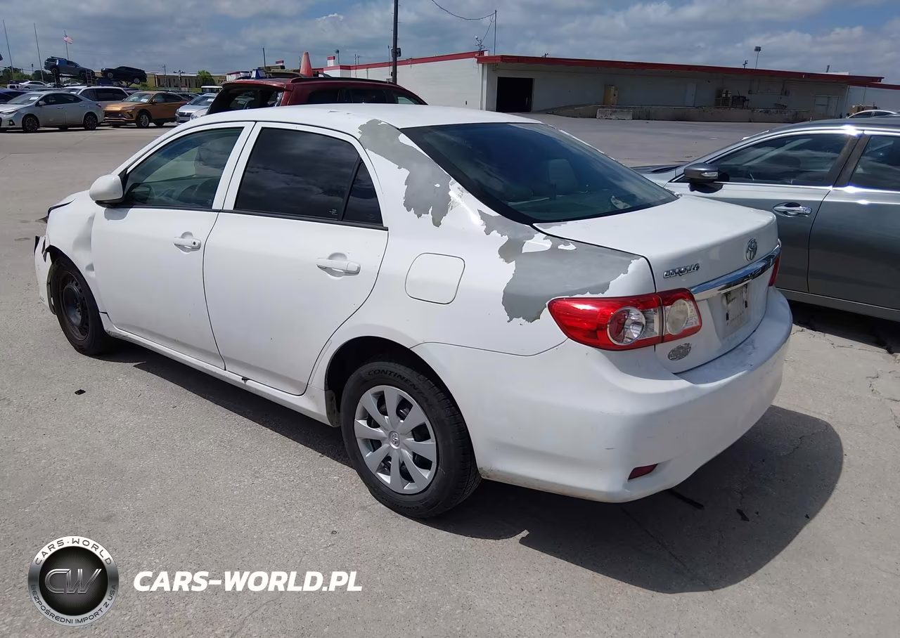2013 Toyota Corolla L VIN:5YFBU4EE9DP211296 - 3
