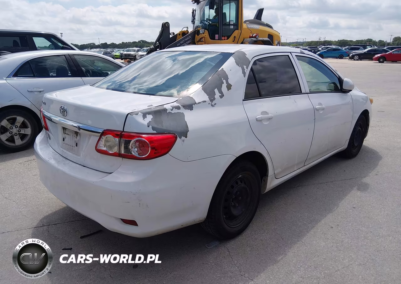 2013 Toyota Corolla L VIN:5YFBU4EE9DP211296 - 4
