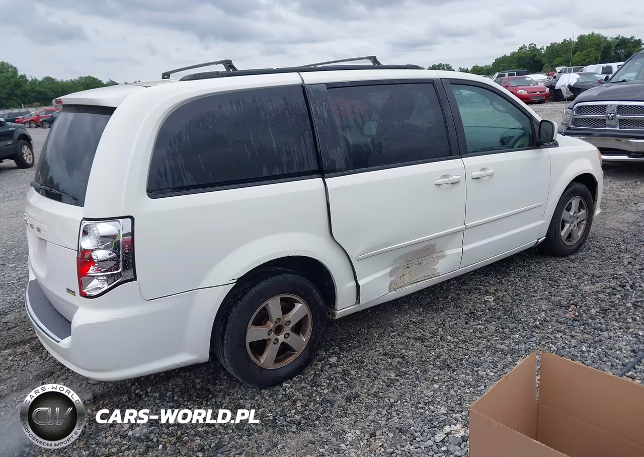2013 Dodge Grand Caravan Sxt VIN:2C4RDGCG7DR552247 - 4