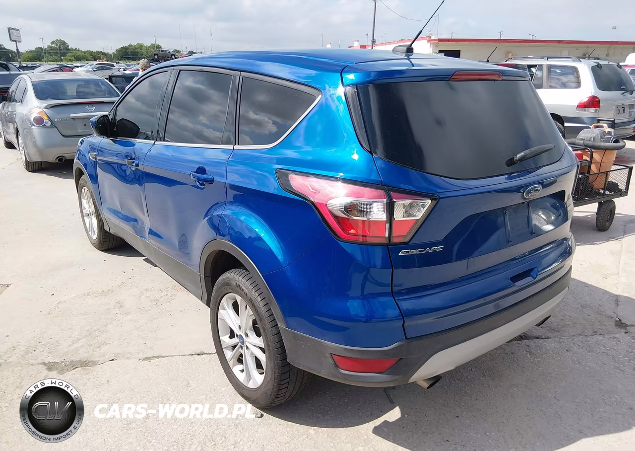 2017 Ford Escape Se VIN:1FMCU0GD7HUF07262 - 3