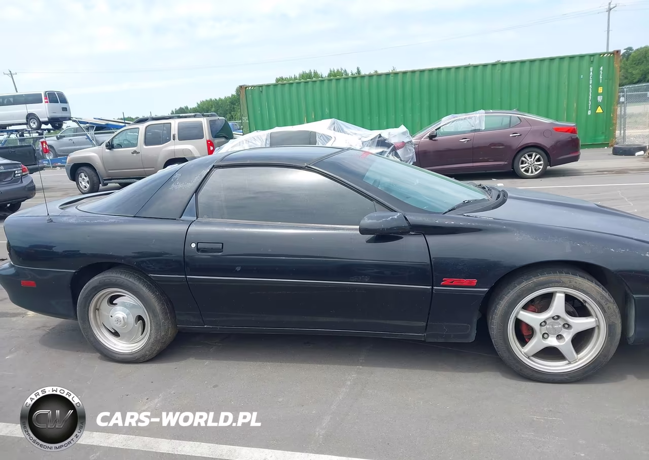 1995 Chevrolet Camaro Z28 VIN:2G1FP22P6S2176766 - 13