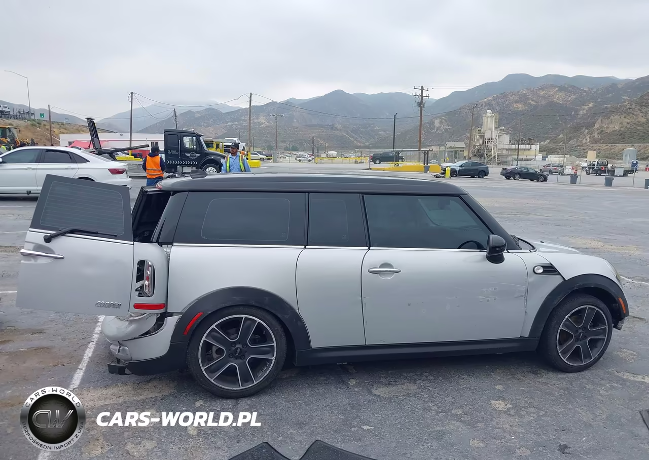 2011 Mini Cooper Clubman VIN:WMWZF3C54BTX82154 - 14