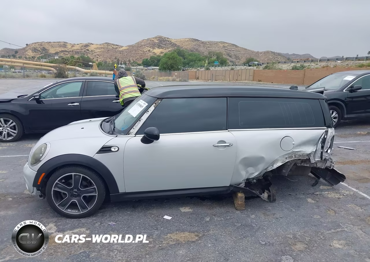 2011 Mini Cooper Clubman VIN:WMWZF3C54BTX82154 - 15