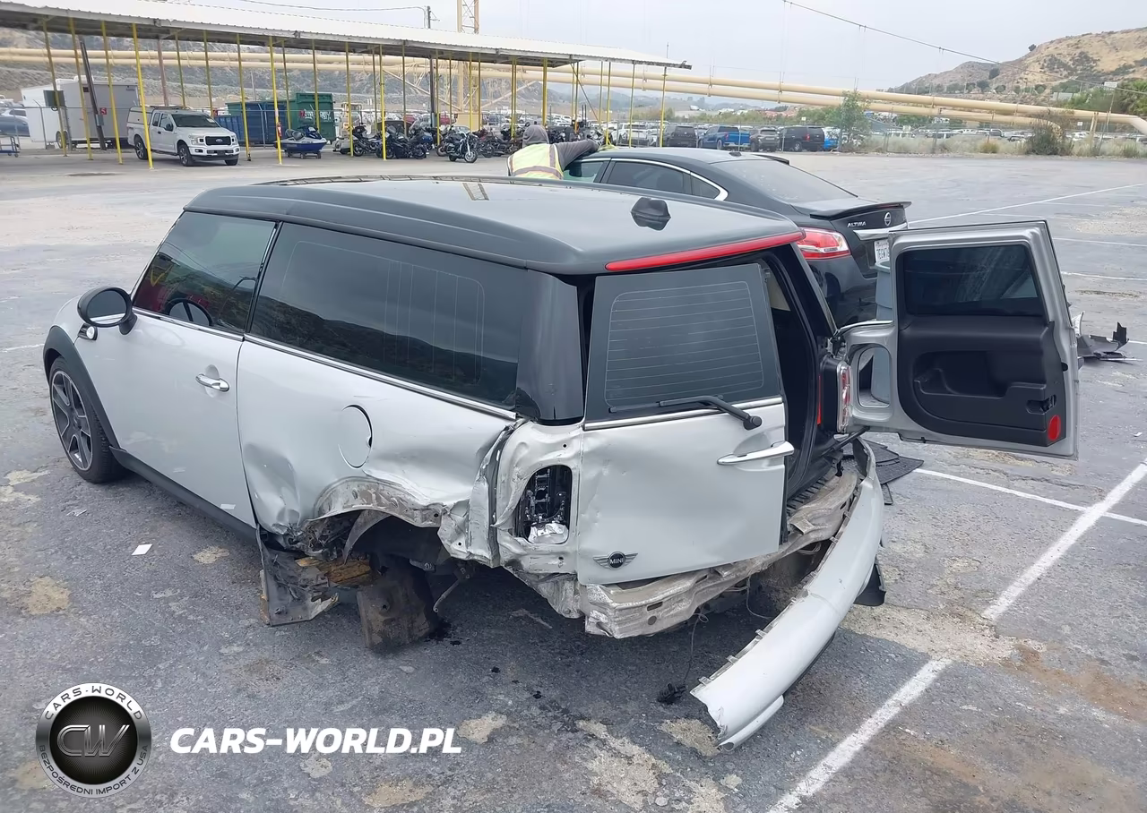 2011 Mini Cooper Clubman VIN:WMWZF3C54BTX82154 - 3