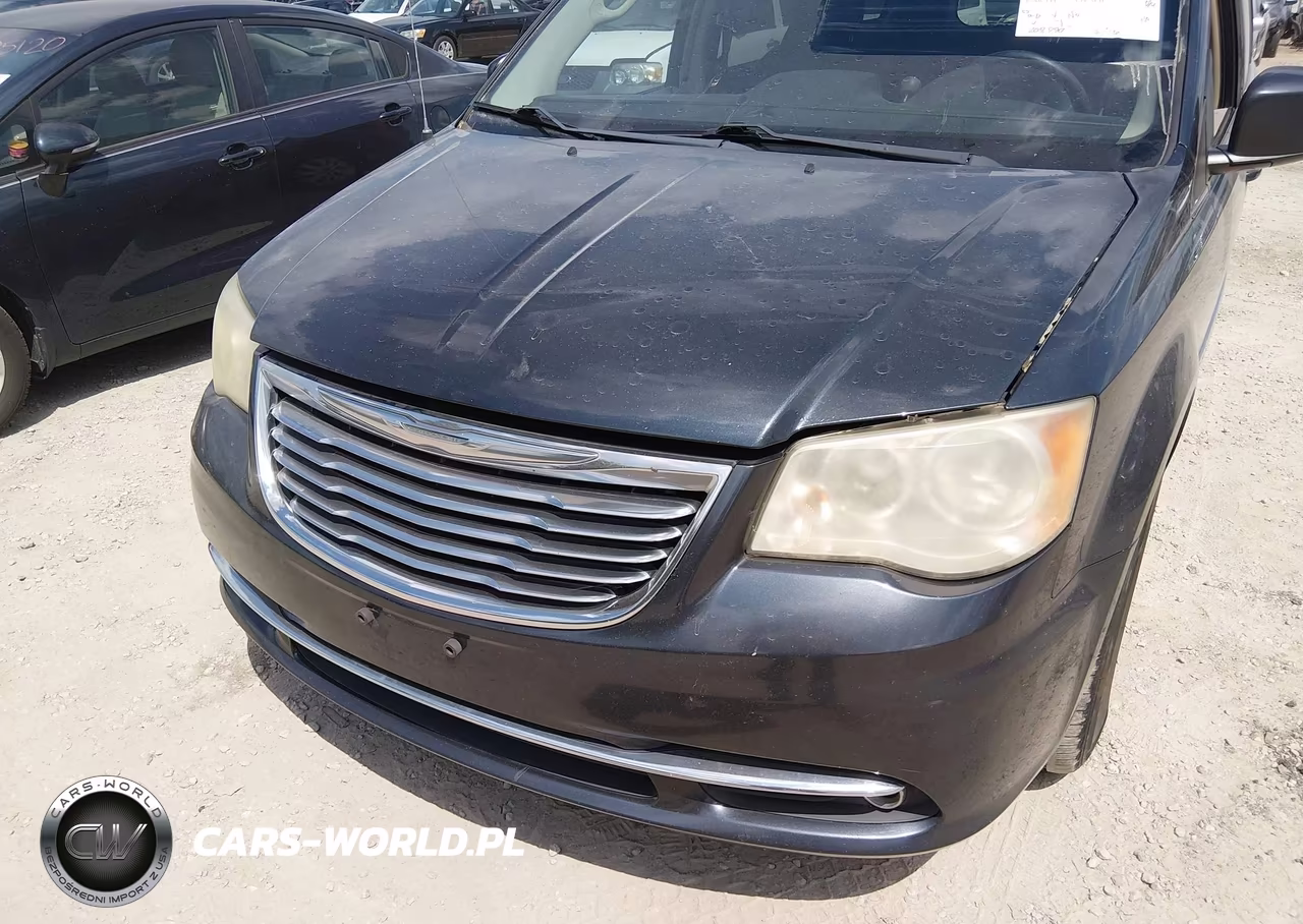 2014 Chrysler Town & Country Touring VIN:2C4RC1BGXER397924 - 6