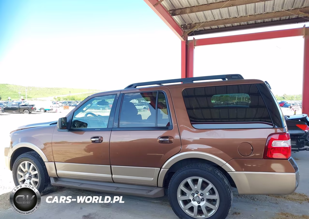 2011 Ford Expedition Xlt VIN:1FMJU1J50BEF54939 - 14