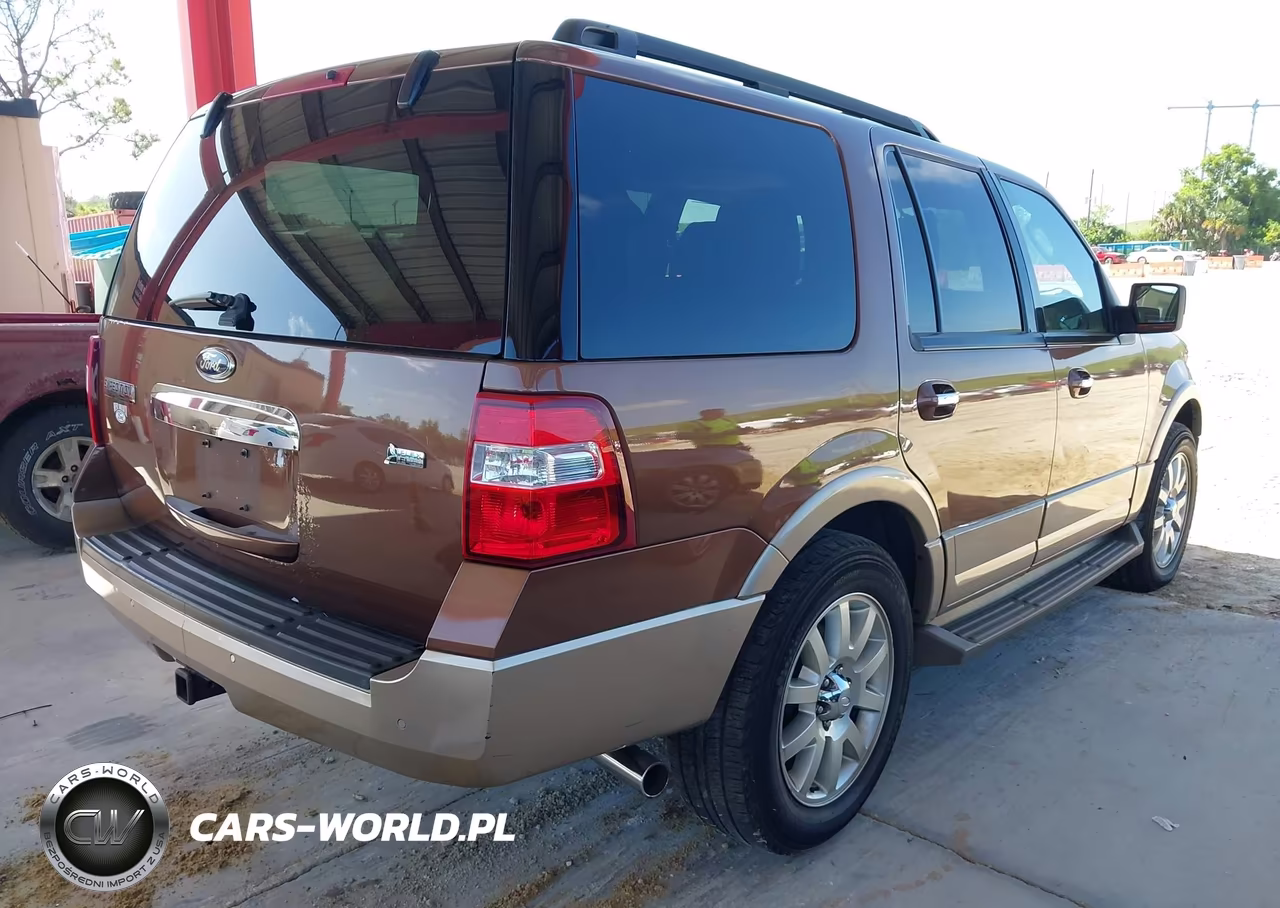 2011 Ford Expedition Xlt VIN:1FMJU1J50BEF54939 - 4