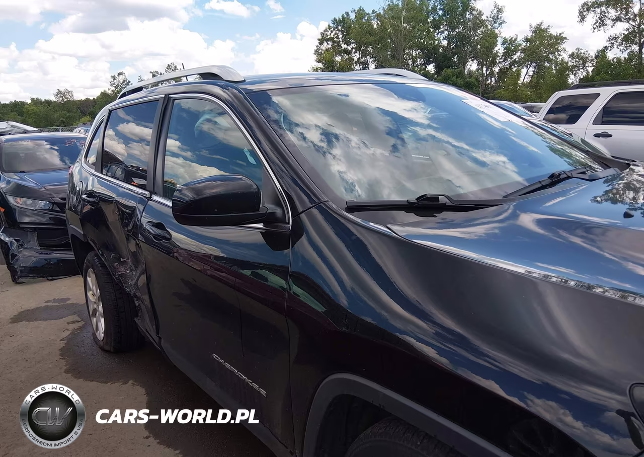 2018 Jeep Cherokee Latitude Plus Fwd VIN:1C4PJLLB4JD504121 - 13