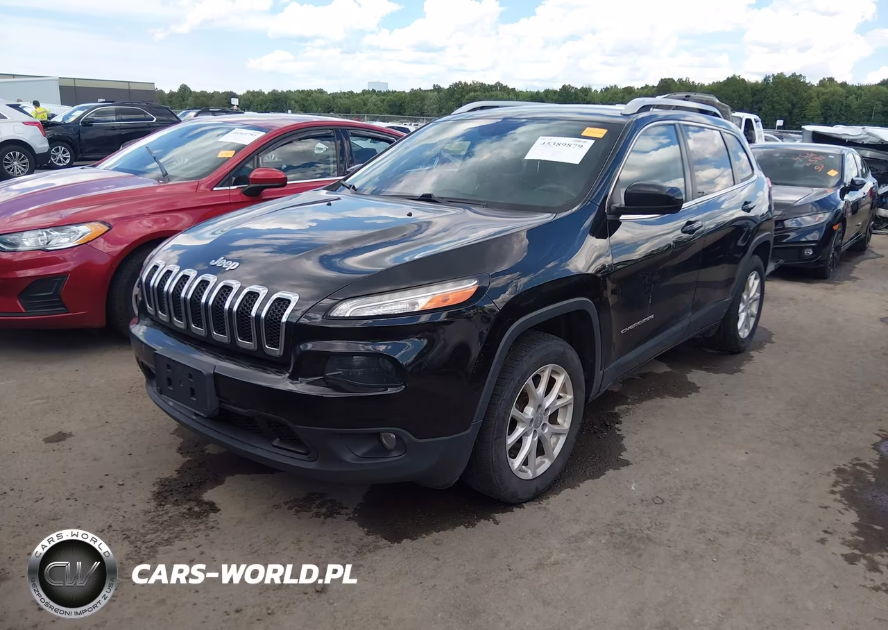 2018 Jeep Cherokee Latitude Plus Fwd VIN:1C4PJLLB4JD504121 - 2