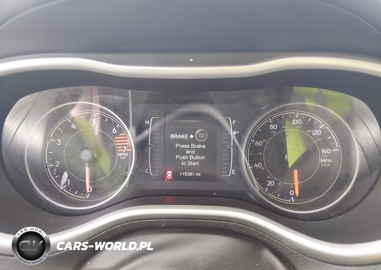 2018 Jeep Cherokee Latitude Plus Fwd VIN:1C4PJLLB4JD504121 - 7