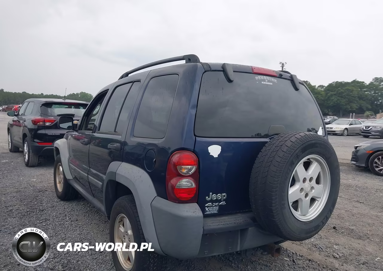 2007 Jeep Liberty Sport VIN:1J4GL48K97W542282 - 3