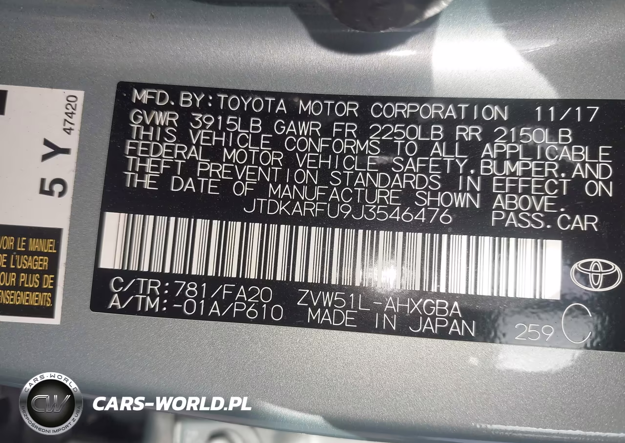 2018 Toyota Prius Three VIN:JTDKARFU9J3546476 - 9