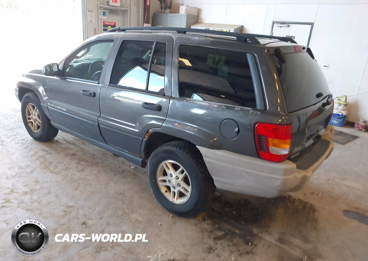 2003 Jeep Grand Cherokee Laredo VIN:1J8GW48N33C579811 - 3