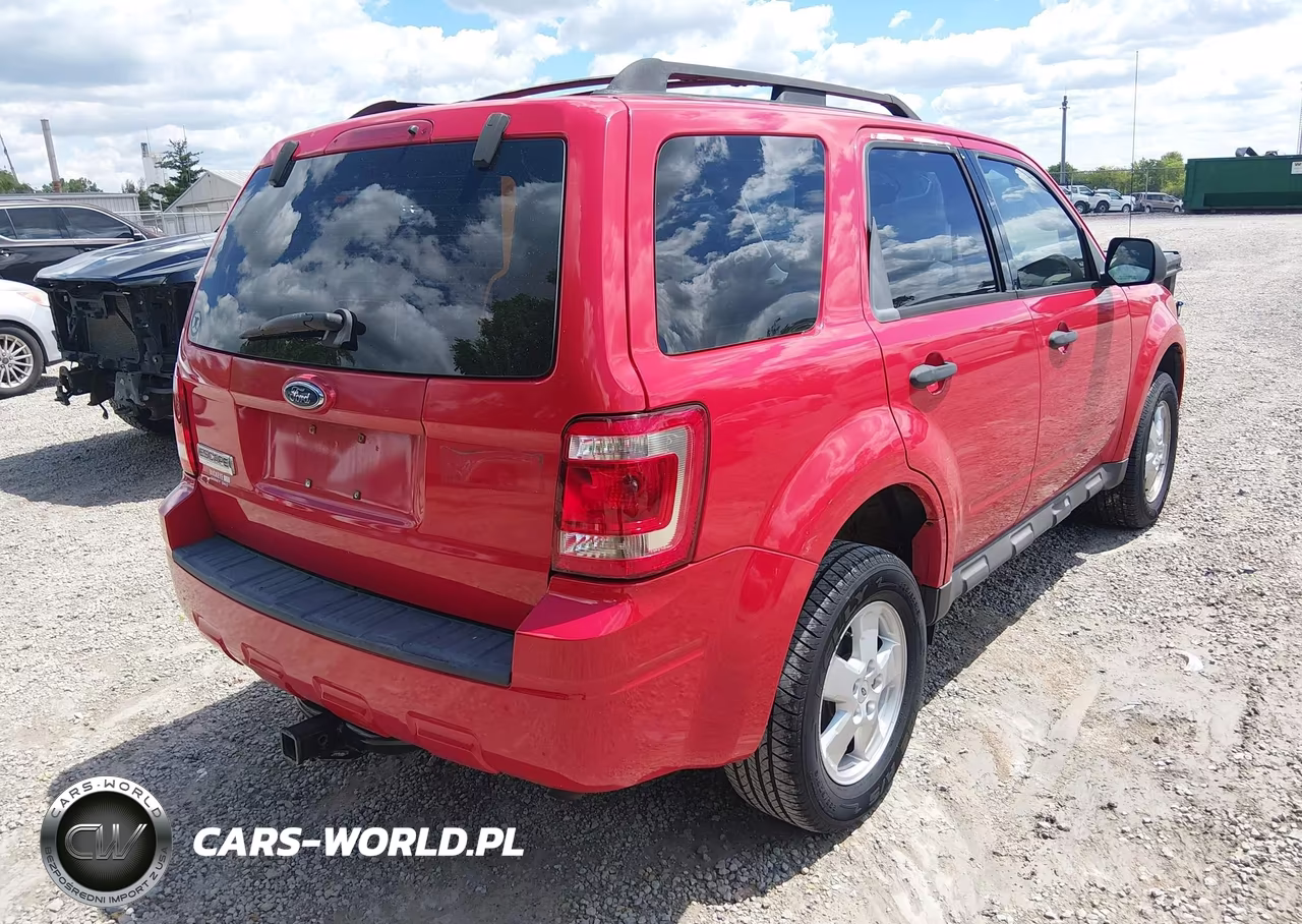 2009 Ford Escape Xls-Xls Manual VIN:1FMCU027X9KA21835 - 4