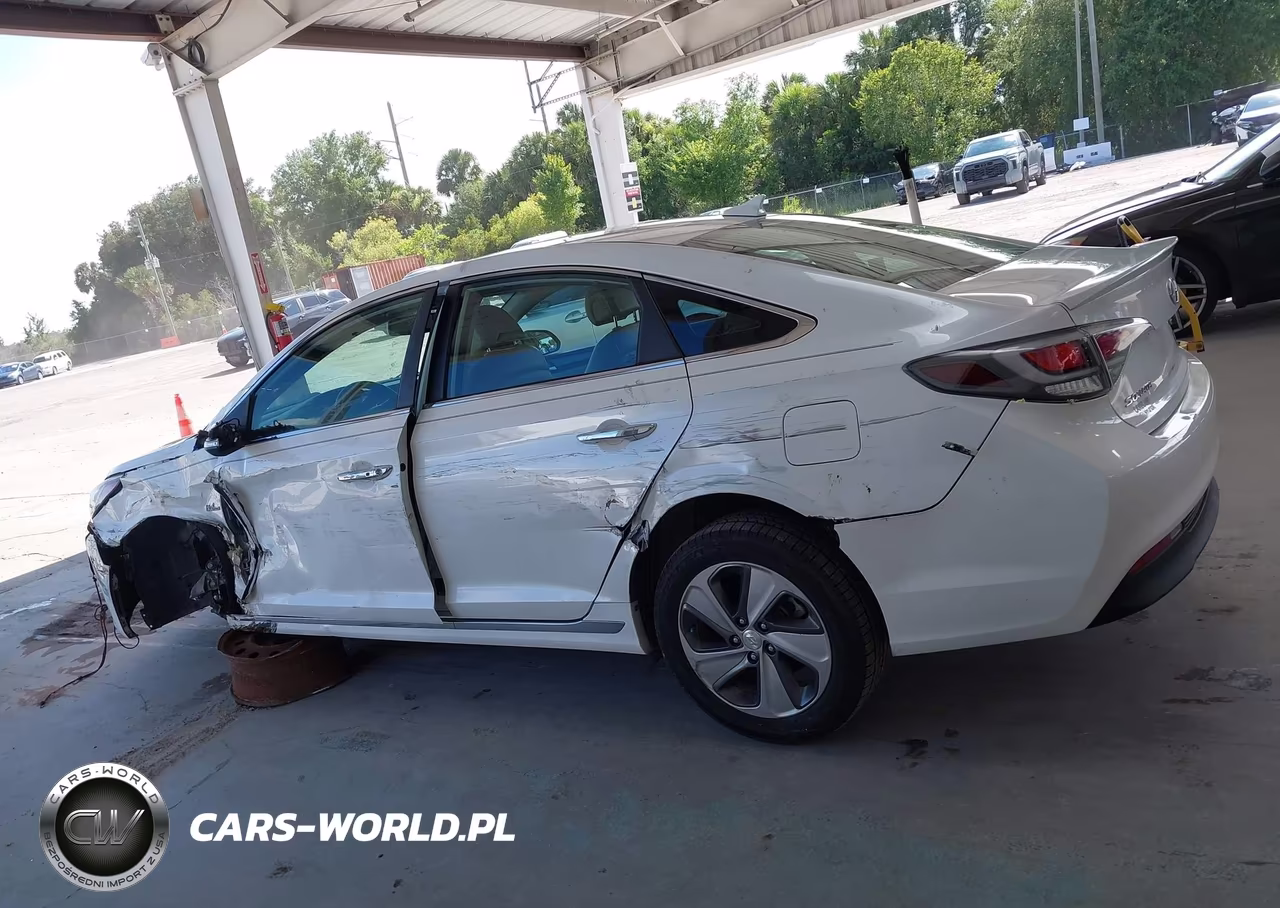2017 Hyundai Sonata Hybrid Limited VIN:KMHE34L1XHA051242 - 14