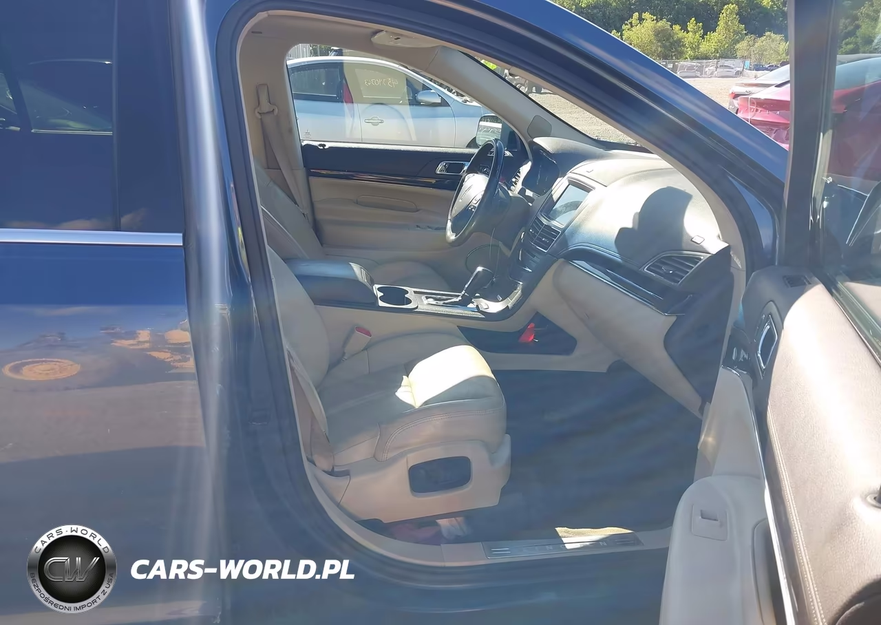 2019 Lincoln Mkt Reserve VIN:2LMHJ5AT4KBL00793 - 5