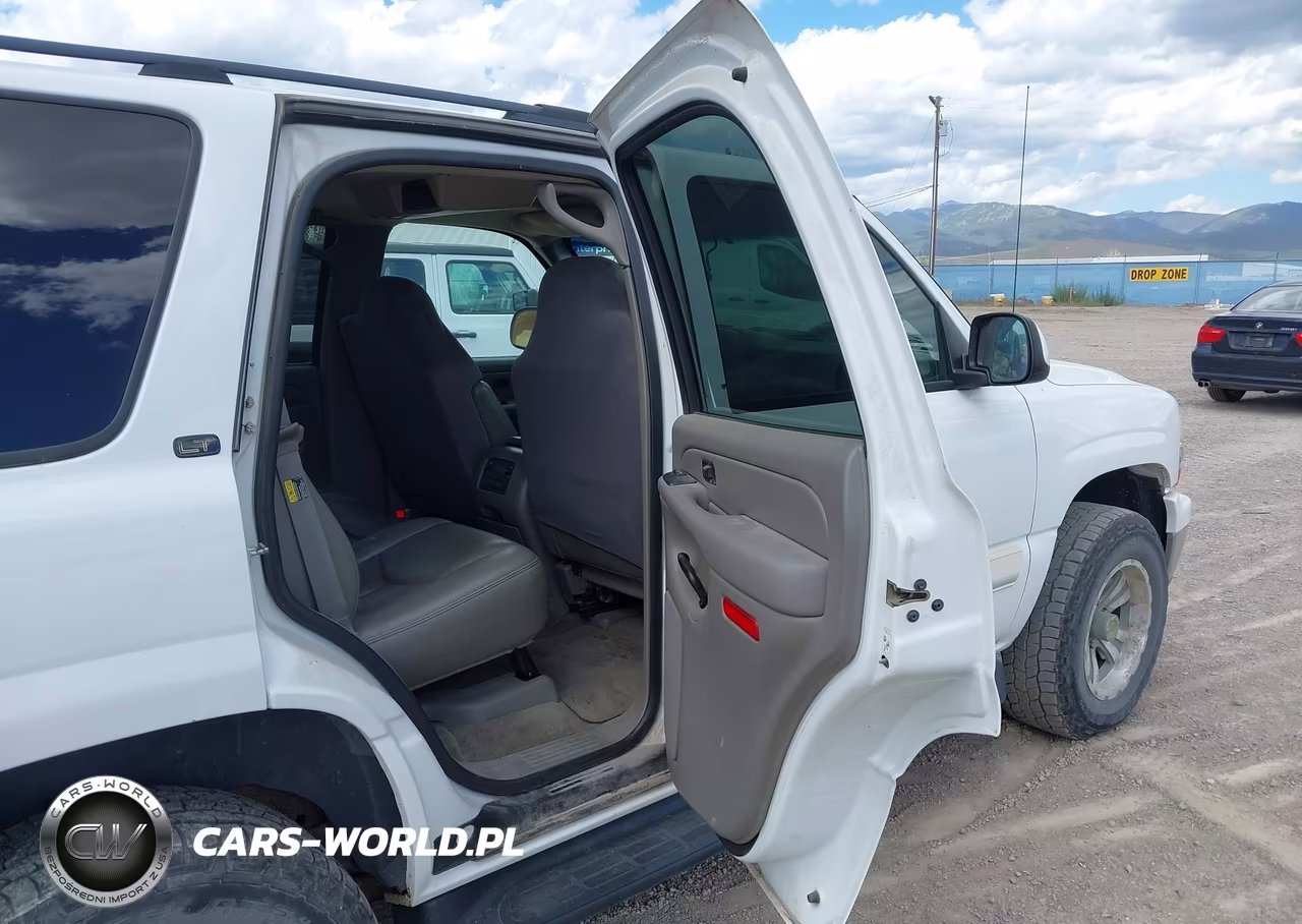 2005 Chevrolet Tahoe Lt VIN:1GNEK13T95J142903 - 8