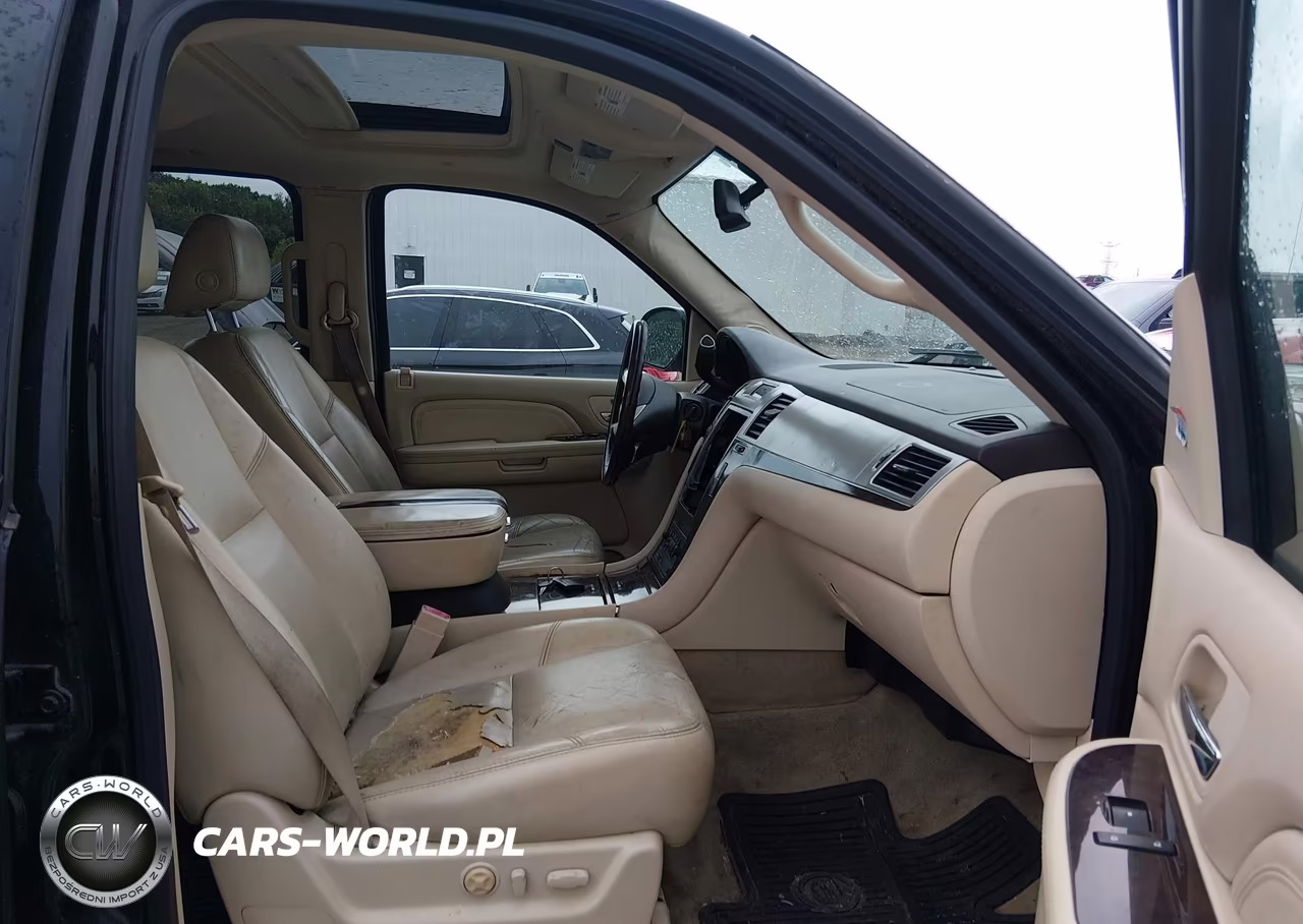 2007 Cadillac Escalade Standard VIN:3GYFK62877G320300 - 5