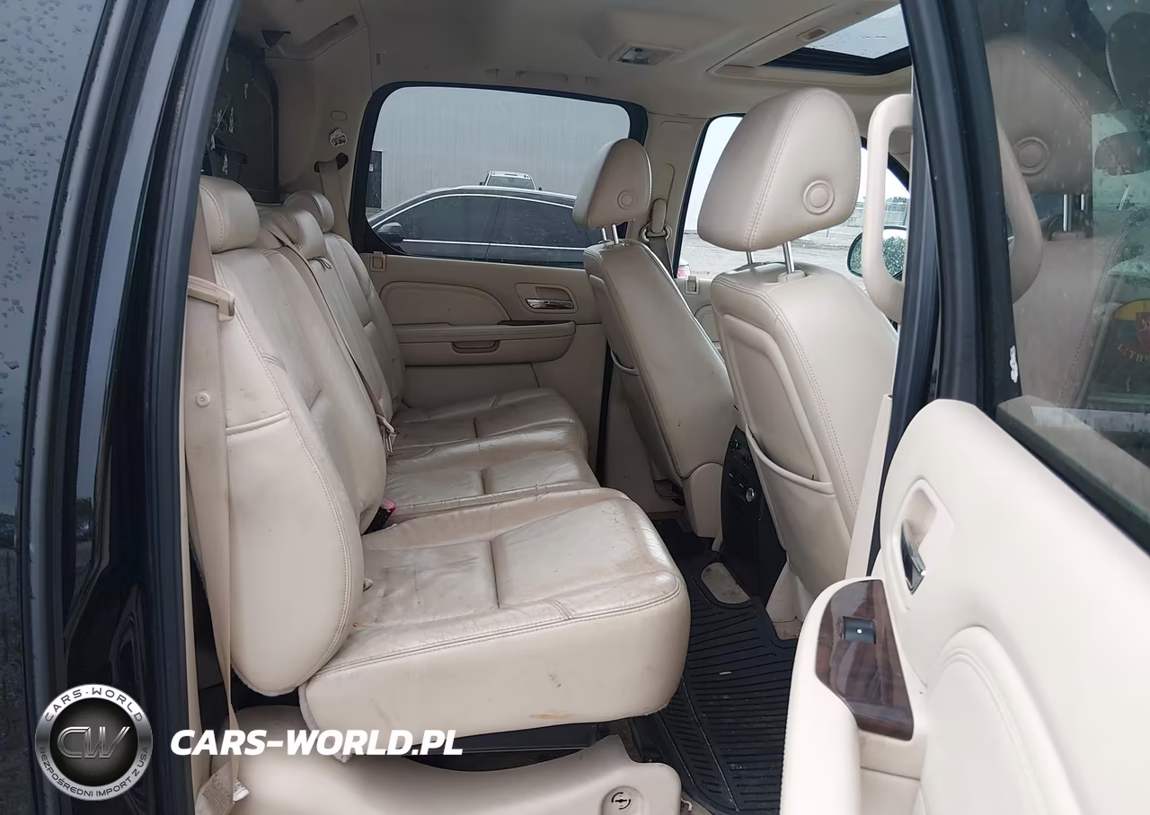 2007 Cadillac Escalade Standard VIN:3GYFK62877G320300 - 8