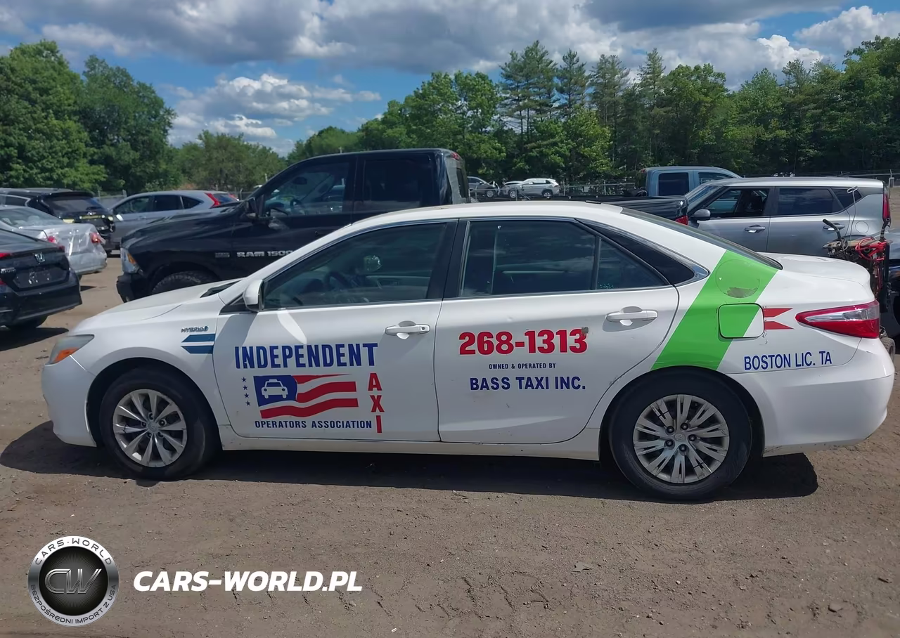 2016 Toyota Camry Hybrid Le VIN:4T1BD1FK7GU177526 - 14