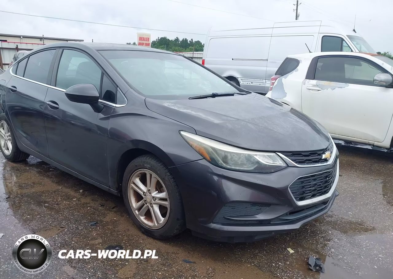 2017 Chevrolet Cruze Lt Auto – zdjęcie 1 z 16