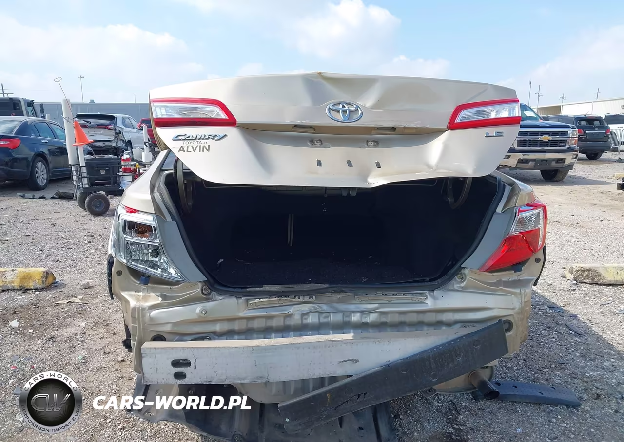 2012 Toyota Camry Le VIN:4T1BF1FK9CU032671 - 17