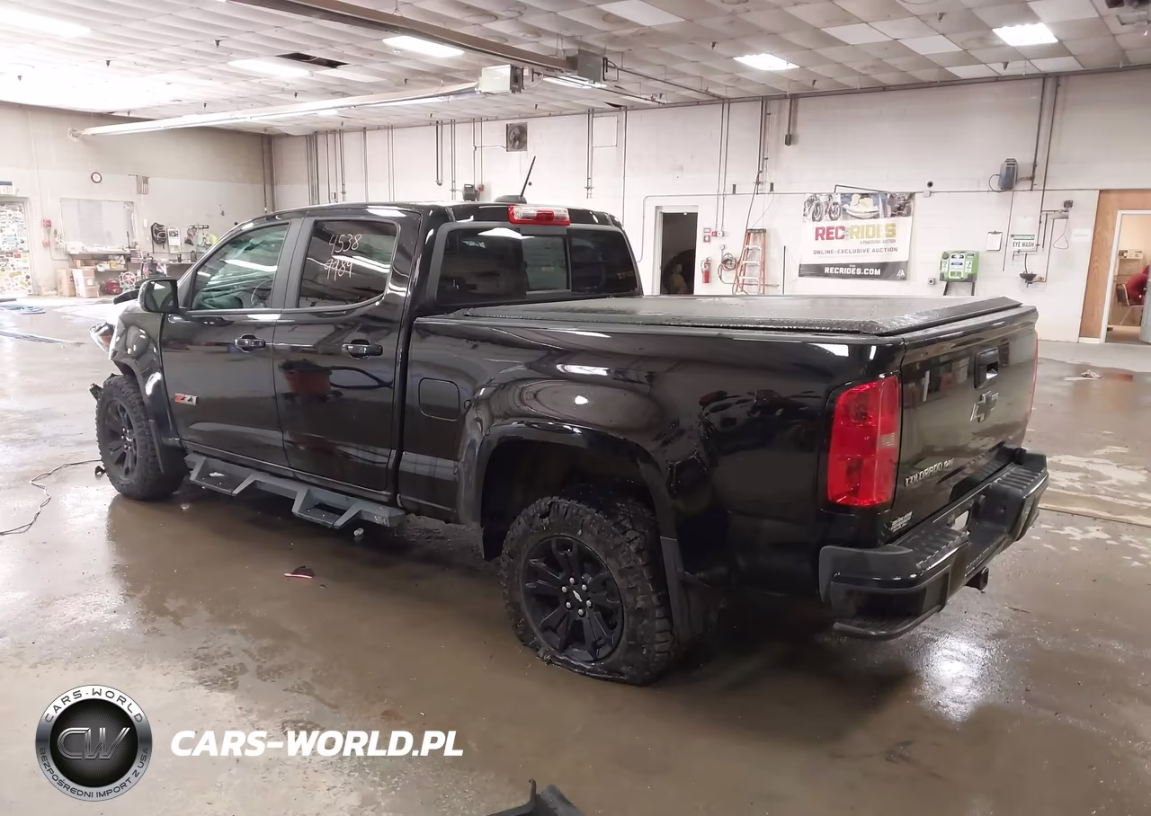 2018 Chevrolet Colorado 4Wd Z71 VIN:1GCGTDEN4J1181732 - 3