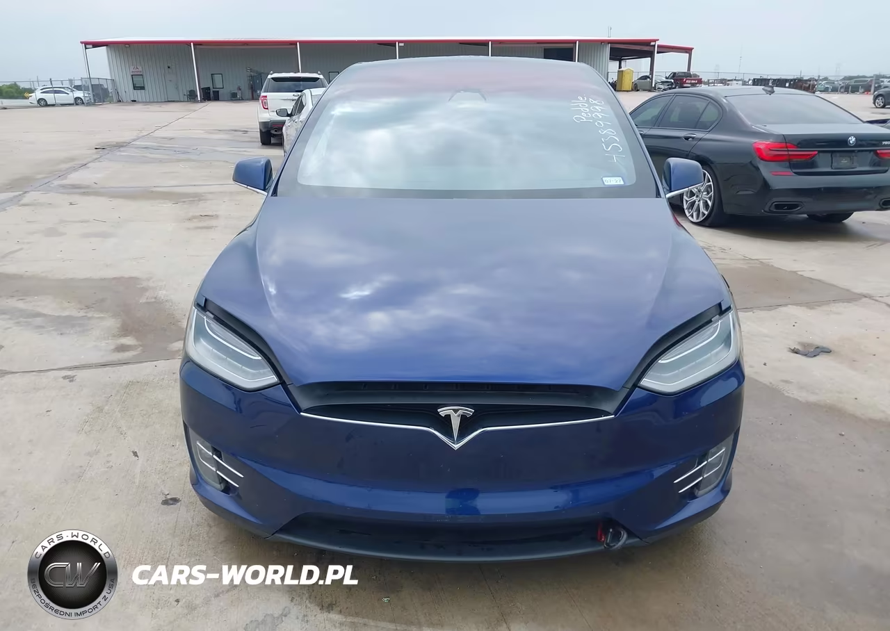 2017 Tesla Model X 100D-75D-90D VIN:5YJXCBE24HF054703 - 11