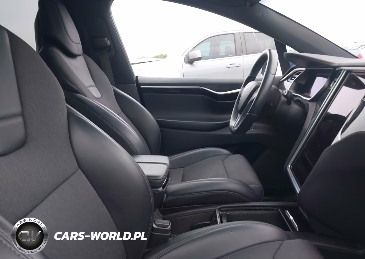 2017 Tesla Model X 100D-75D-90D VIN:5YJXCBE24HF054703 - 5