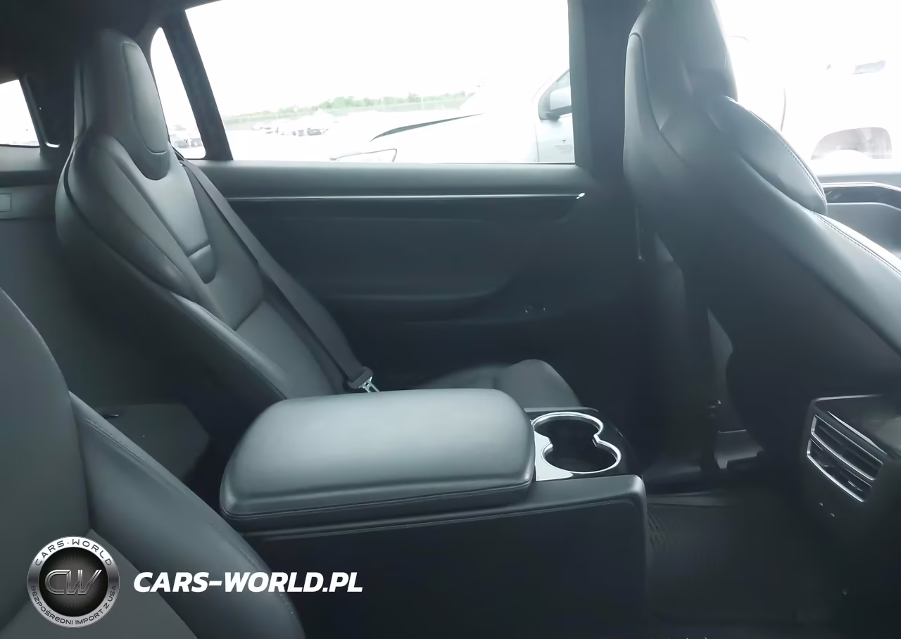 2017 Tesla Model X 100D-75D-90D VIN:5YJXCBE24HF054703 - 8