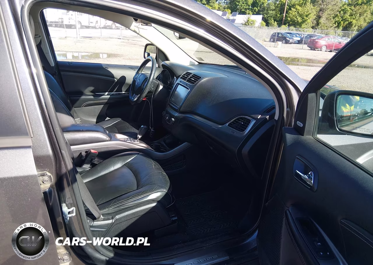 2015 Dodge Journey Crossroad VIN:3C4PDCGG5FT573981 - 5