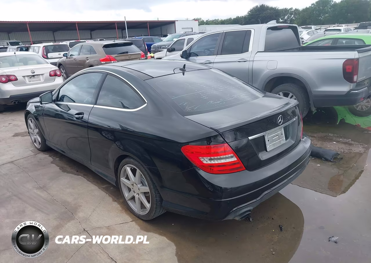 2013 Mercedes-Benz C 250 VIN:WDDGJ4HB6DF999936 - 3