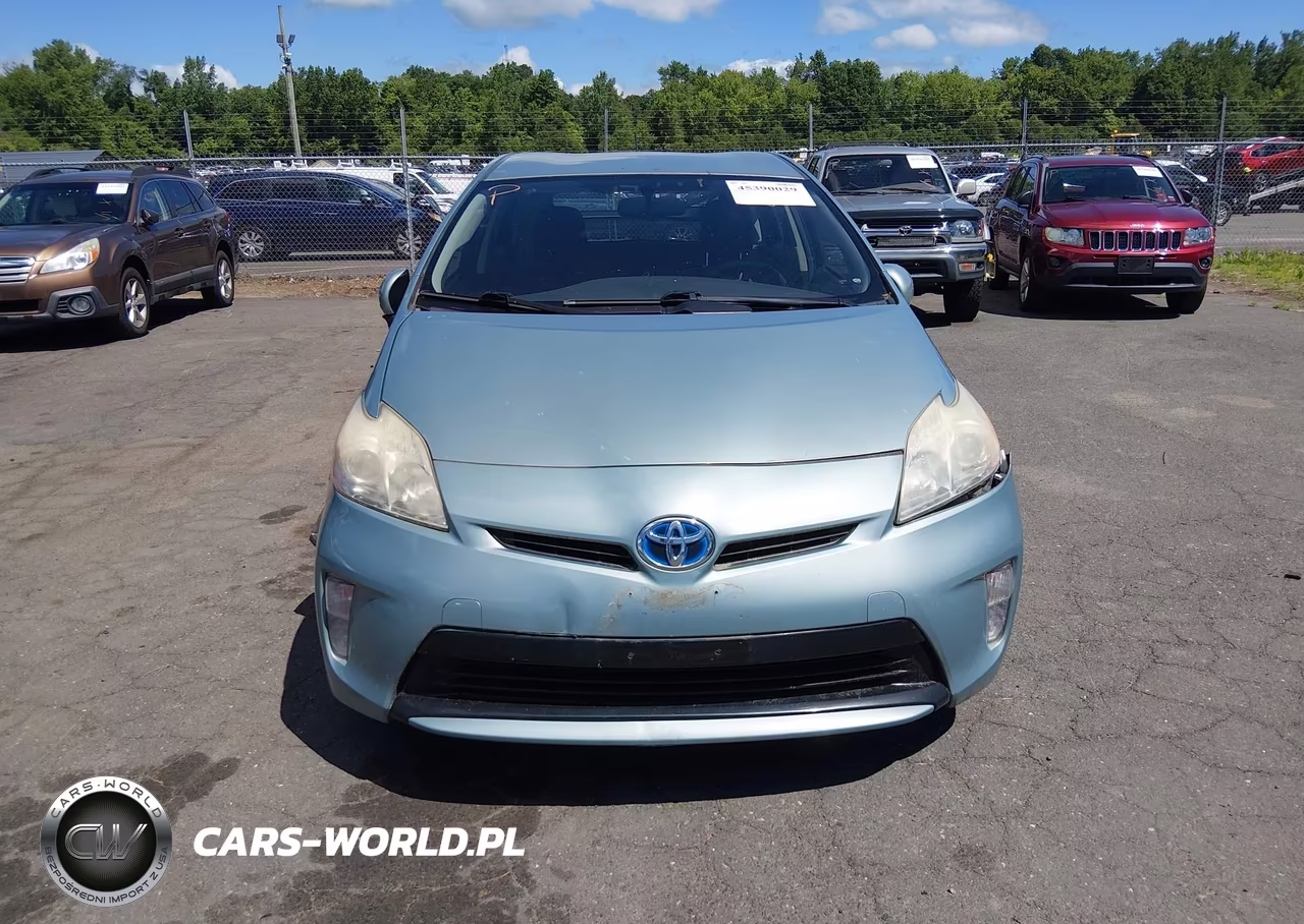 2014 Toyota Prius Three VIN:JTDKN3DU8E1745704 - 12