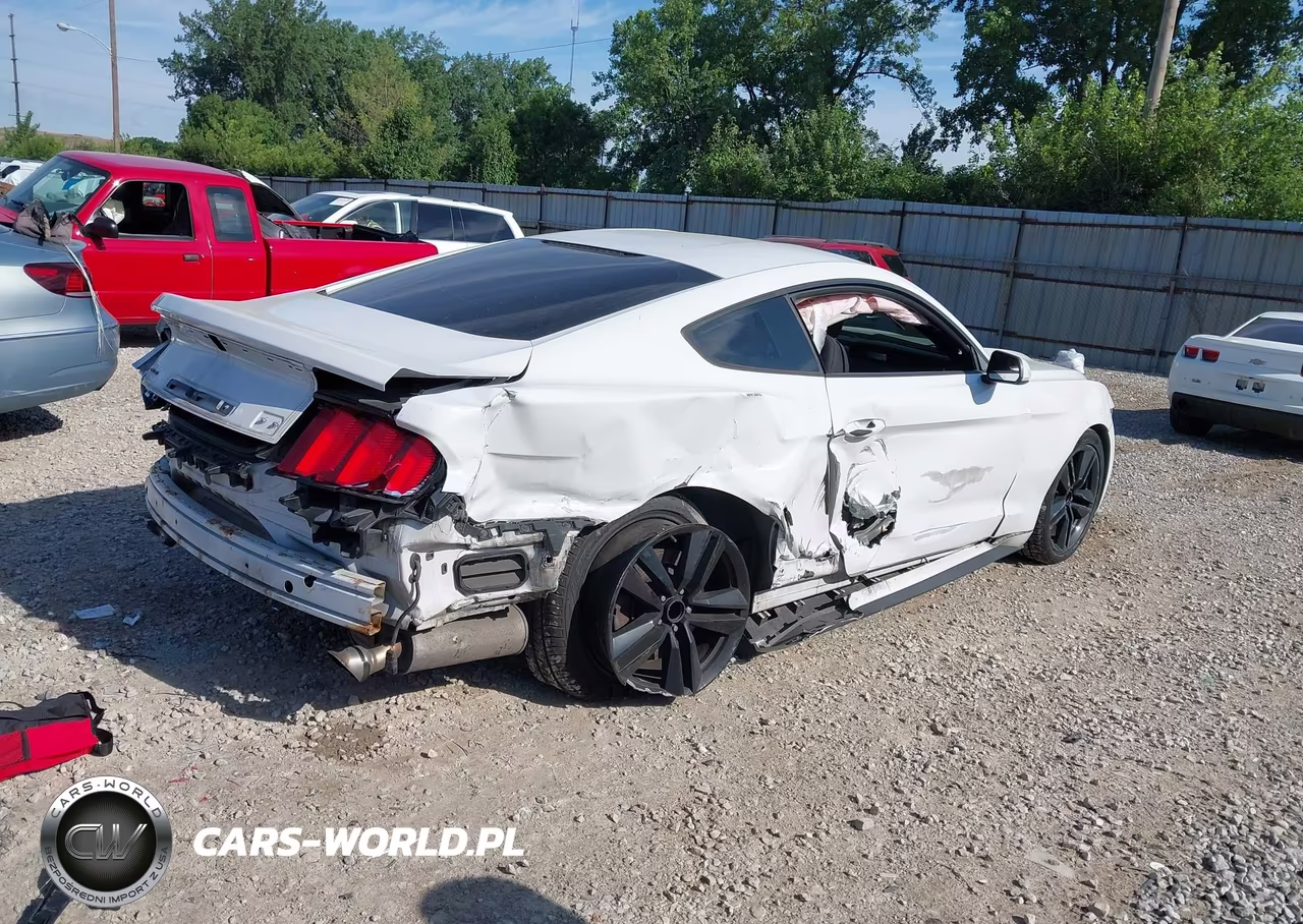 2015 Ford Mustang Ecoboost VIN:1FA6P8TH8F5337085 - 4