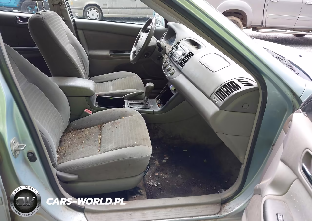 2005 Toyota Camry Le VIN:4T1BE32K05U544312 - 5