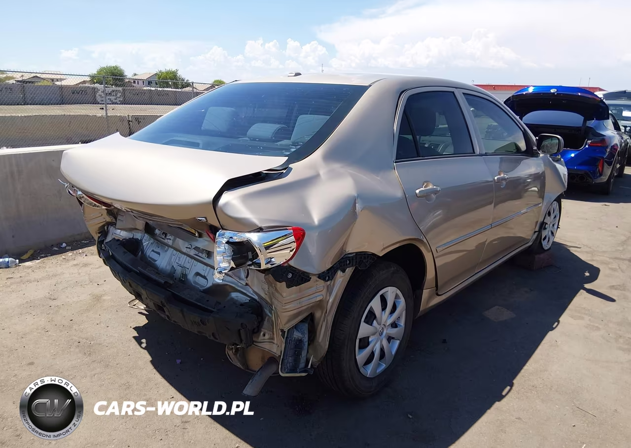 2010 Toyota Corolla Le VIN:1NXBU4EE1AZ199042 - 4