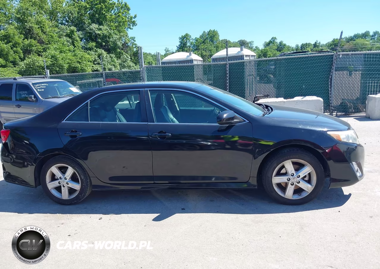 2014 Toyota Camry Se VIN:4T1BF1FK7EU373635 - 13