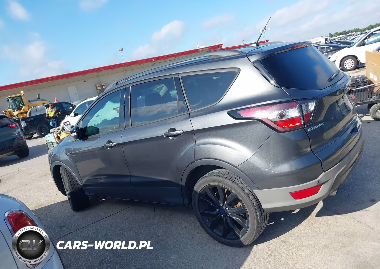 2017 Ford Escape Titanium VIN:1FMCU0J9XHUF10645 - 14
