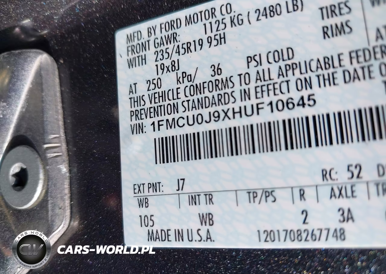 2017 Ford Escape Titanium VIN:1FMCU0J9XHUF10645 - 9
