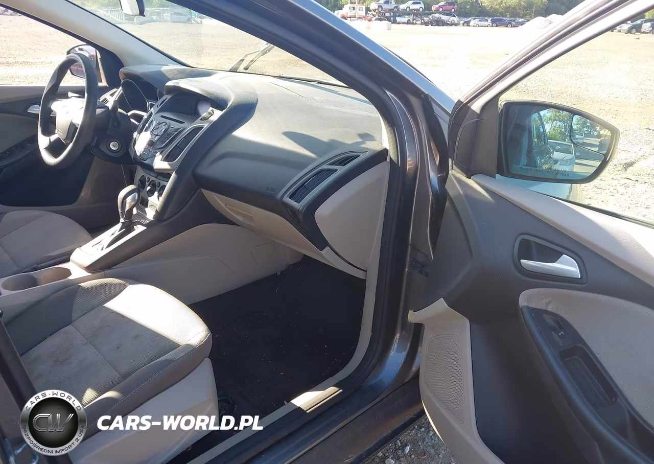 2013 Ford Focus Se VIN:1FADP3F23DL333617 - 5