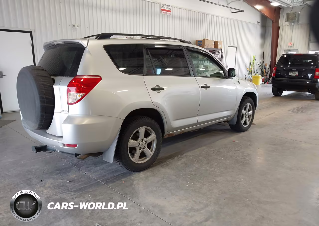 2007 Toyota Rav4 Base V6 (A5) VIN:JTMBK33V676016254 - 4