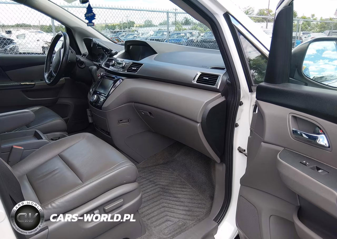 2015 Honda Odyssey Ex-L VIN:5FNRL5H61FB039324 - 5