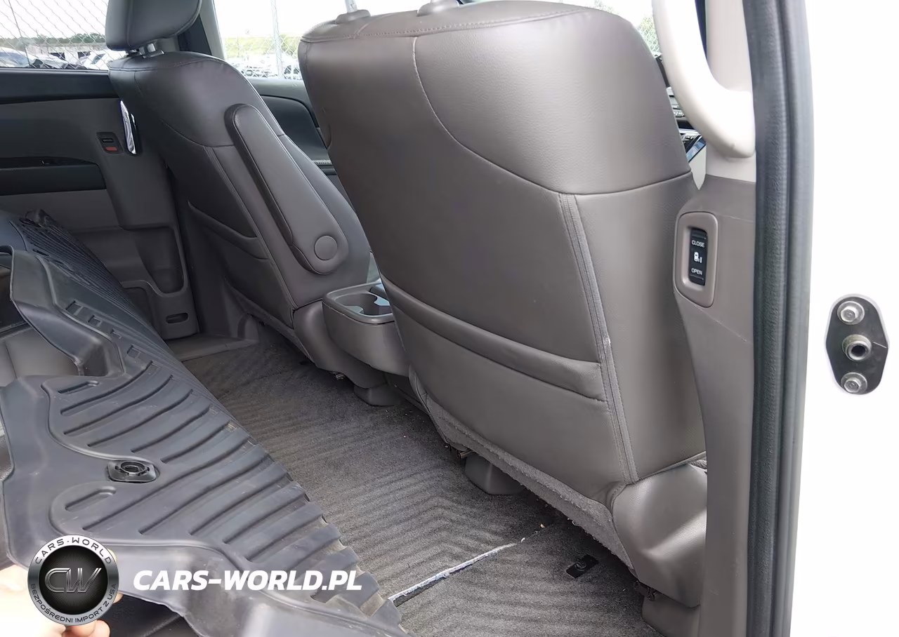 2015 Honda Odyssey Ex-L VIN:5FNRL5H61FB039324 - 8