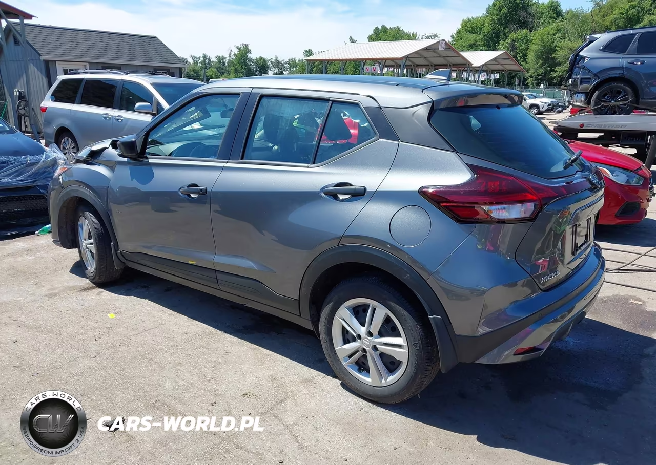 2025 Nissan Kicks Play S VIN:3N1CP5BV2SL495924 - 3