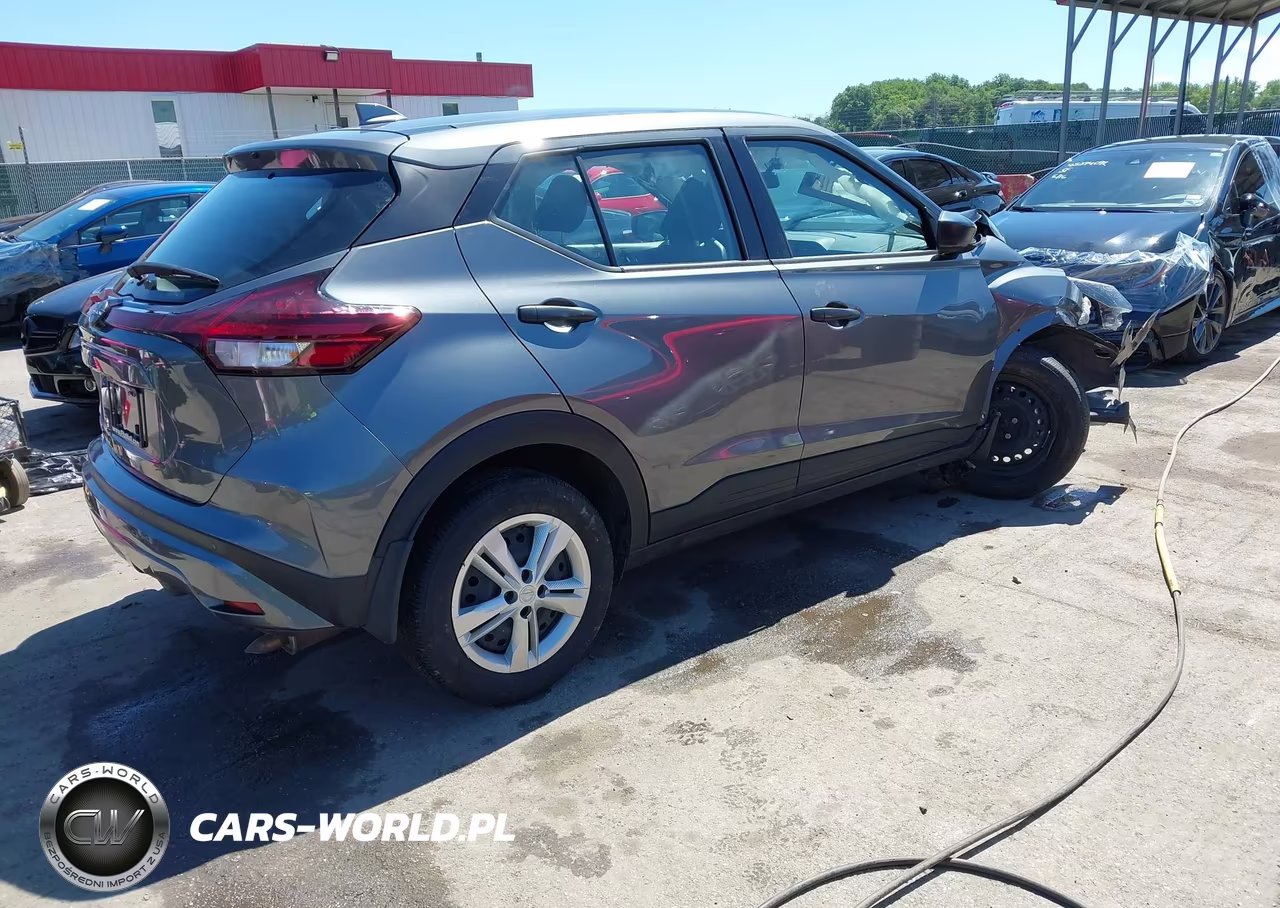 2025 Nissan Kicks Play S VIN:3N1CP5BV2SL495924 - 4